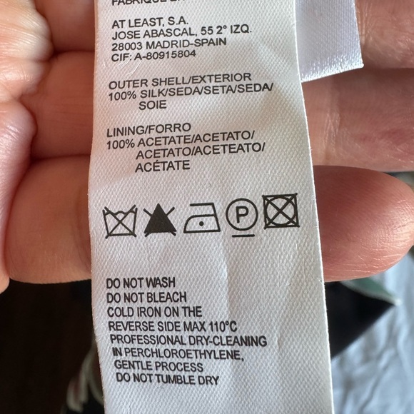 Hoss Intropia  NWT Silk Elegant Multicolor Patterned Dress. Ptp 17” length 37” - Picture 10 of 10